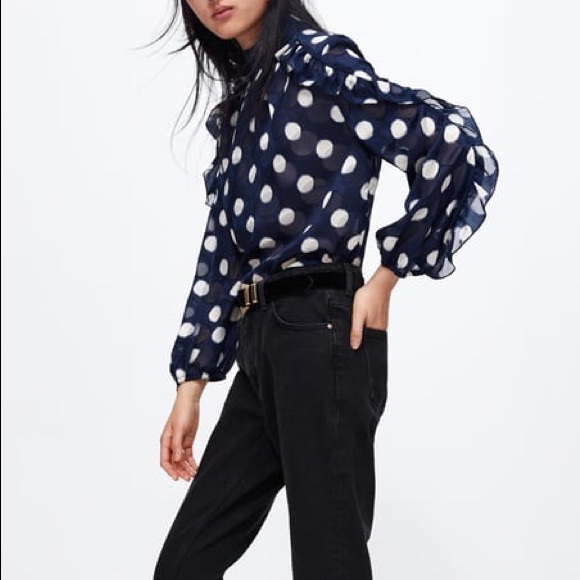 Polka Dot Top with Ruffles - Picture 4 of 6